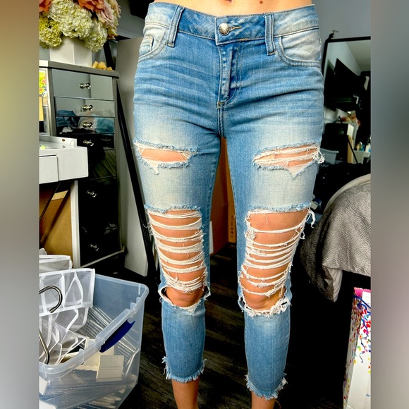 Cello Denim - Cello distressed ripped cropped denim jeans sz 5 crop trousers  S high rise 27